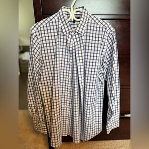 Men's Banana Republic dress shirt, size large. Non-Iron.